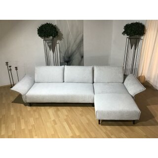 Modell bonnie 16660 von Willi Schillig